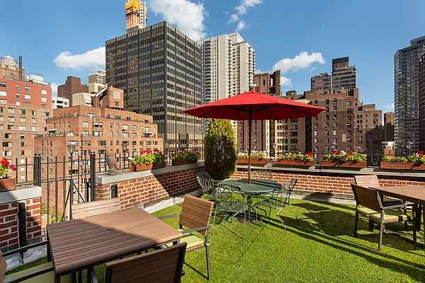 Rented by Douglas Elliman | media 8