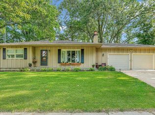 1633 SW Withdean Rd, Topeka, KS 66611