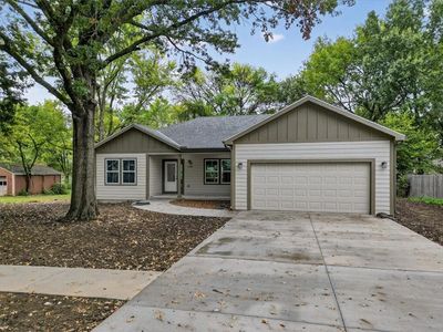 220 E 7th St, Adrian, MO, 64720