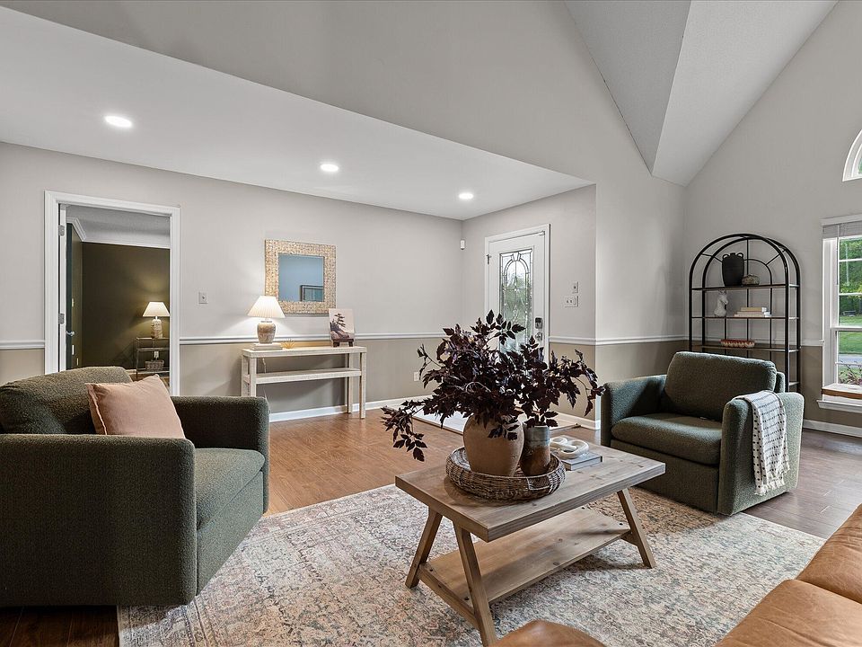 1st image of 12424 Creek Hollow Ln