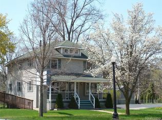 833 1/2 E Grand River Ave, Howell, MI
