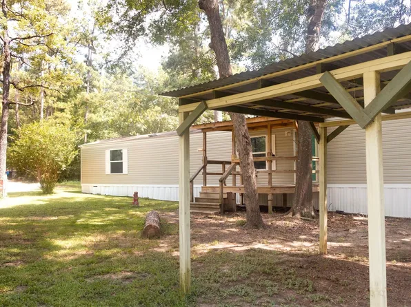 8916 Lakeside Dr, Plantersville, TX 77363