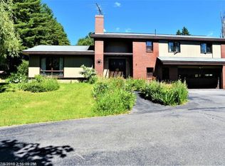 587 Beckwith Rd, Cornville, ME 04976