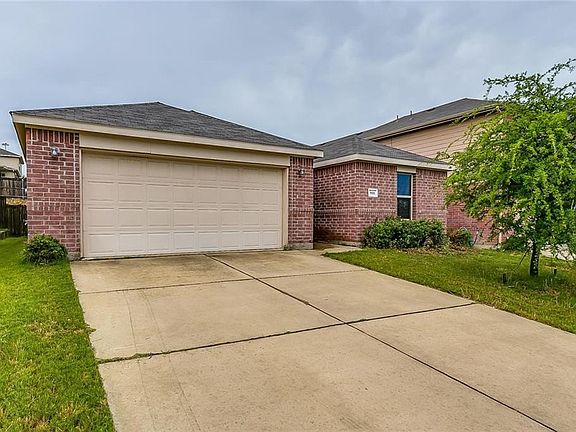 3rd image of 908 Glenndon Dr