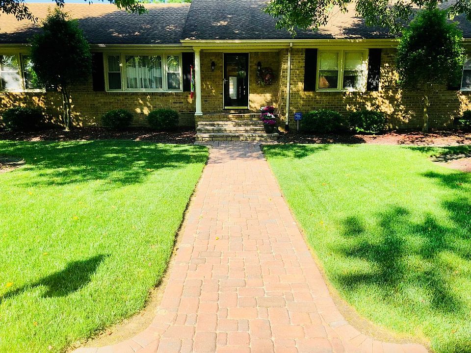 1st image of 5245 Locke Ln