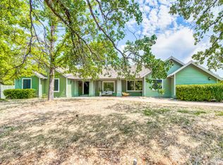 15642 Mountain Shadows Dr, Redding, CA 96001