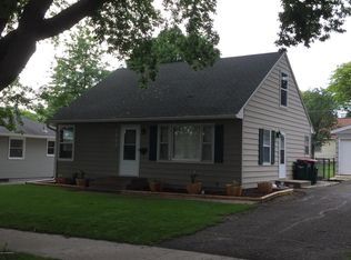 1843 16th St NW, Rochester, MN 55901