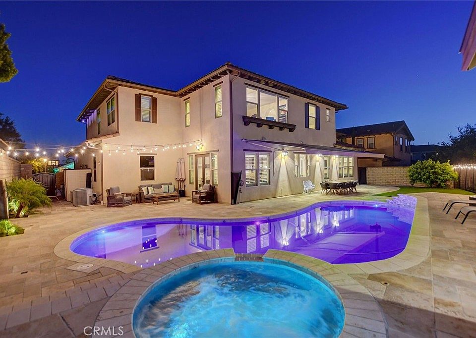 1st image of 1127 Las Colinas Way