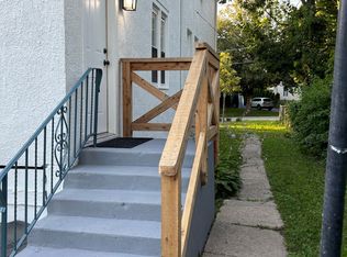 844 Deerfield Rd #1, Highland Park, IL 60035