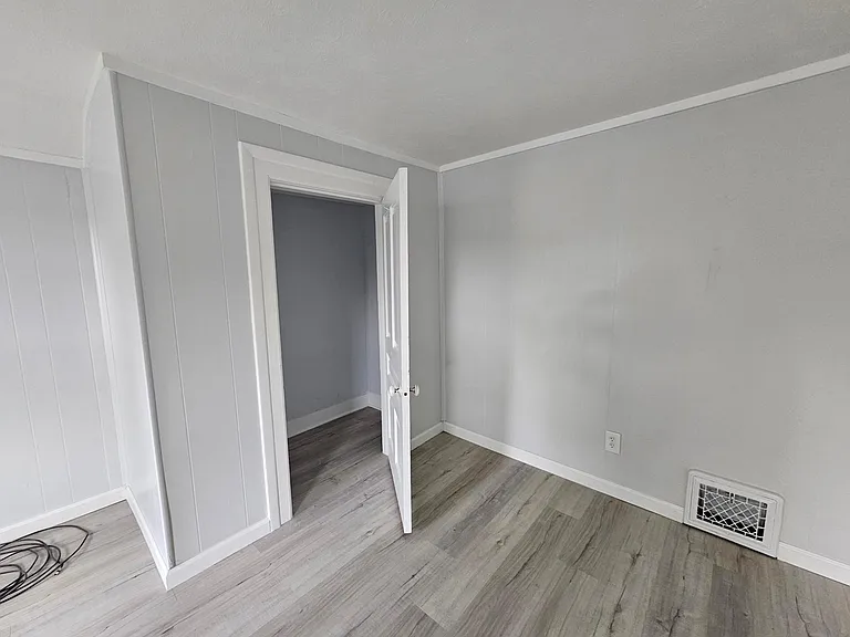 117 N Grant St — Photo 12