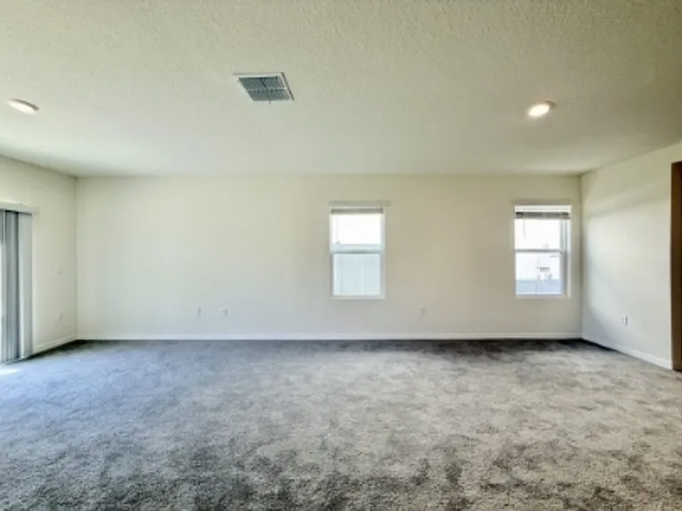 1374 Holodak Dr — Photo 20