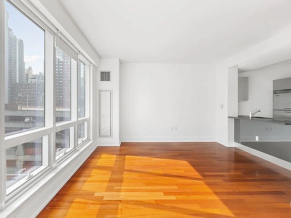 3rd image of 350 W 42nd St APT 14J