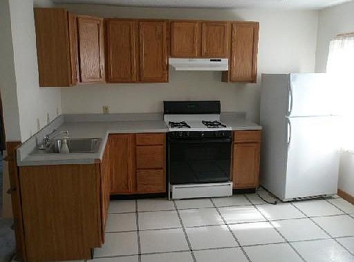 3rd image of 3146 Birch Row Dr