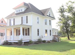 3778 Weems Rd, Weems, VA 22576