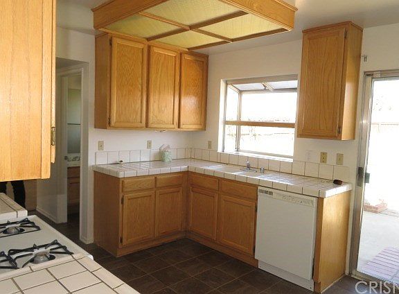5th image of 3107 Twincreek Ave