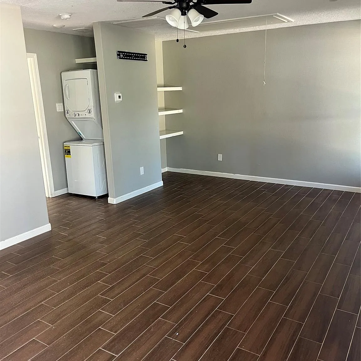 18222 Bonnie Alice Dr — Photo 4