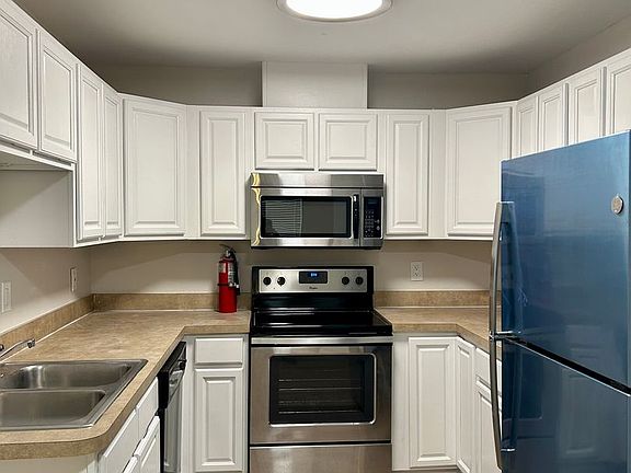 4th image of 2281 NE 2nd St Unit 110