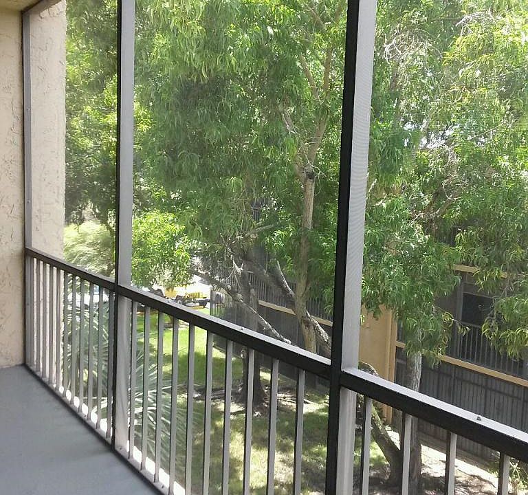 screened balcony