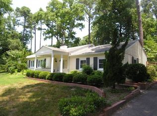 1016 Bay Colony Dr, Virginia Beach, VA 23451