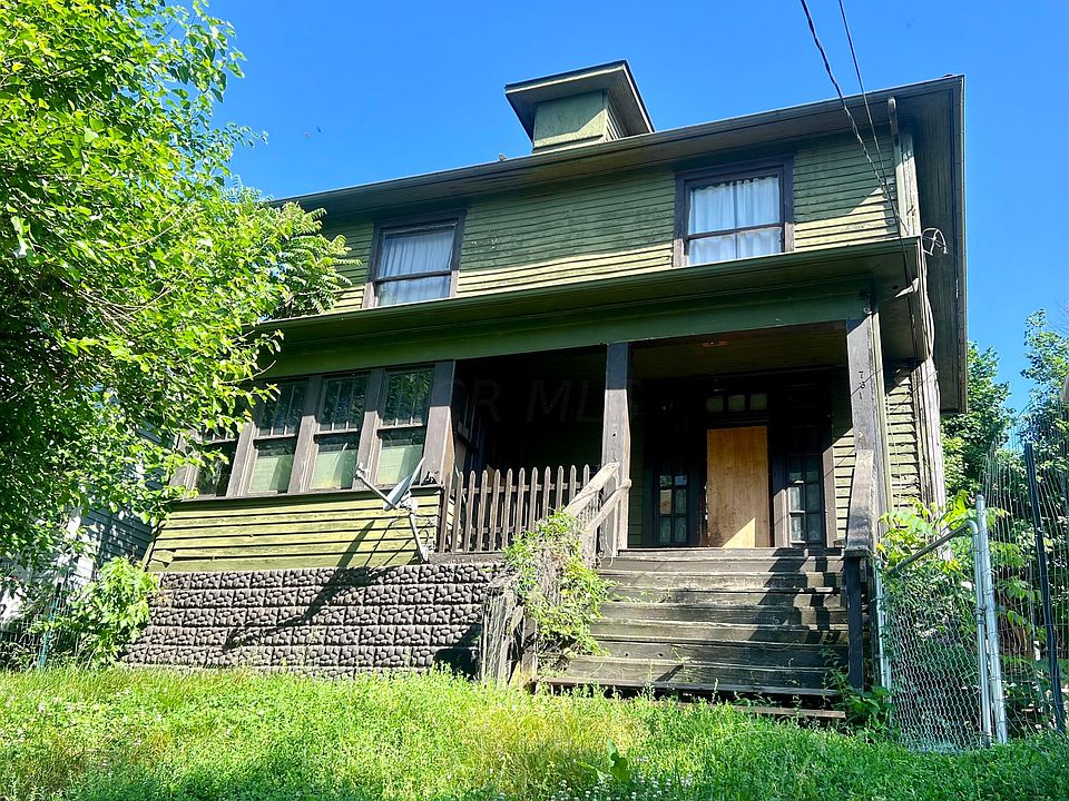 1st image of 731 Moorehead Ave