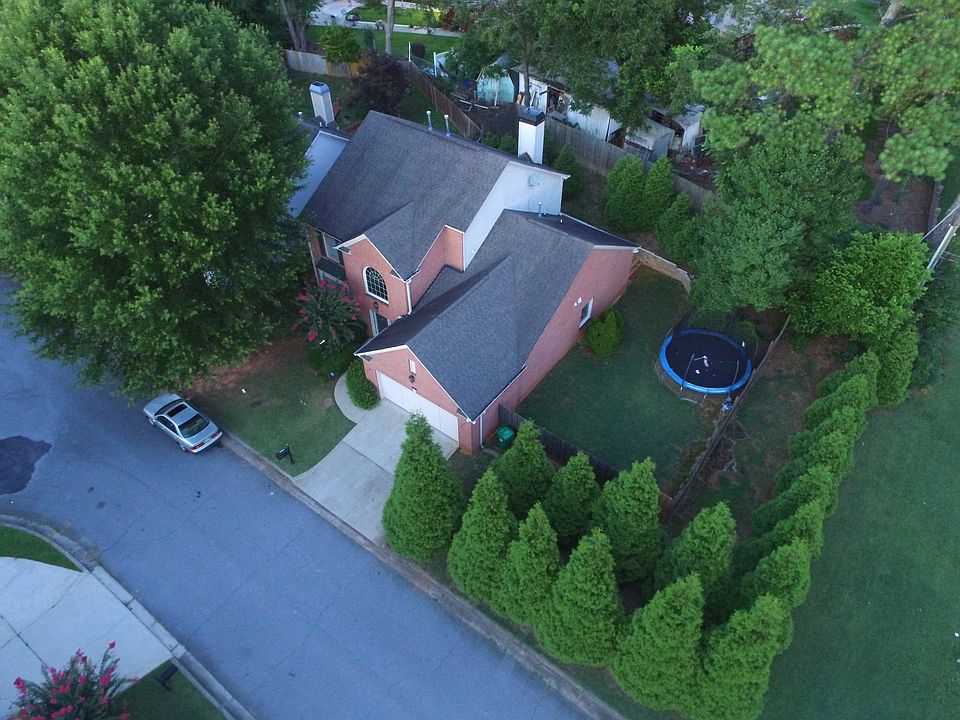 2nd image of 3249 S Pointe Ct