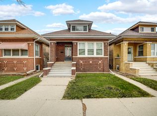 5619 S Sacramento Ave, Chicago, IL 60629