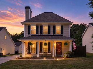 165 Brasch Park Dr, Grantville, GA 30220