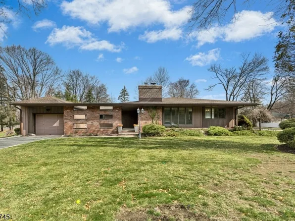 44 Maple Ave, Montville Twp., NJ 07058