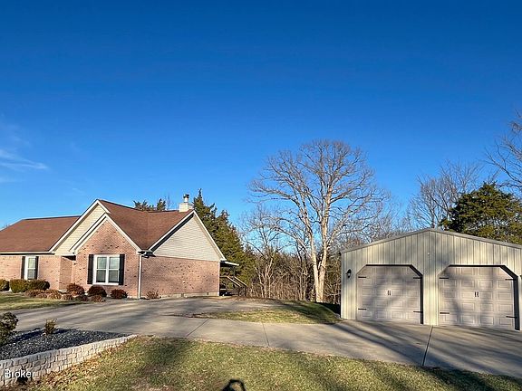 2nd image of 251 Crescent Ridge Dr