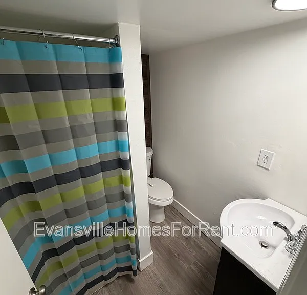 3000 W Maryland St — Photo 6