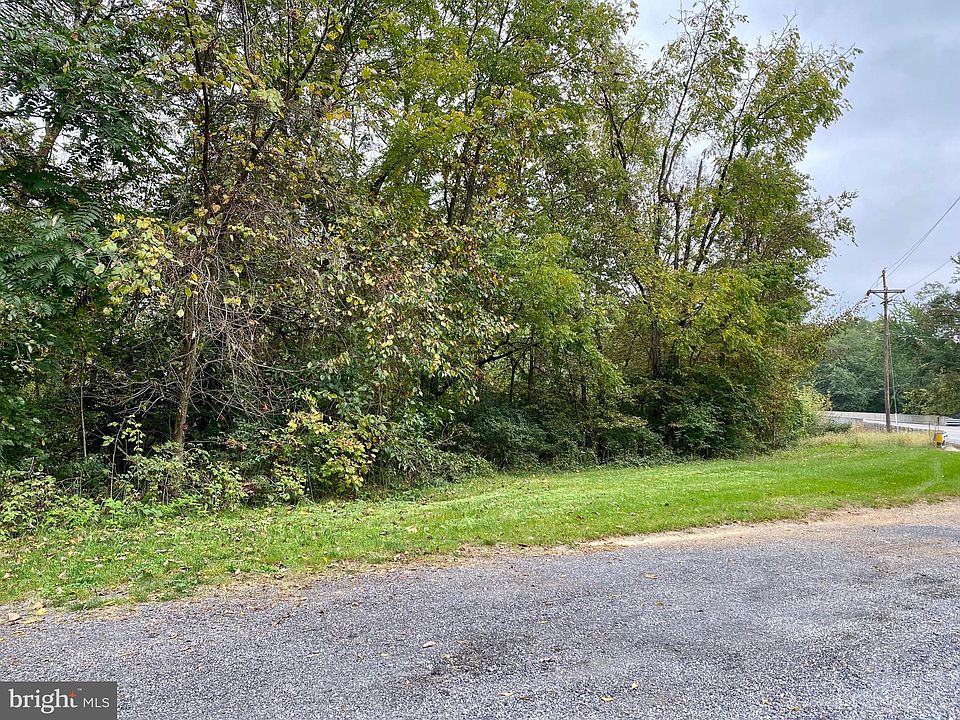 2nd image of Waggoners Gap Rd