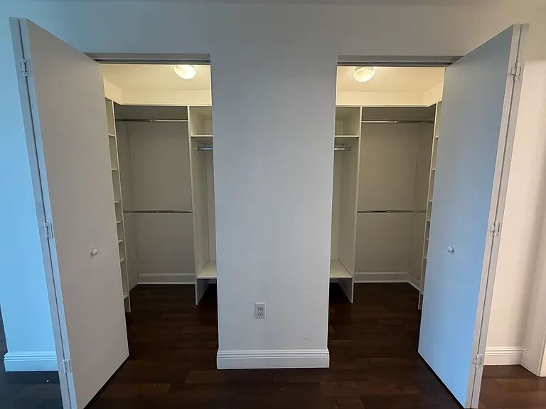 3030 NE 188th St #509 — Photo 11
