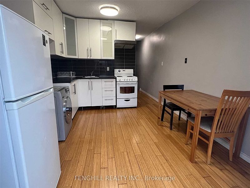 Toronto House for rent - 4 Bedrooms in Toronto
