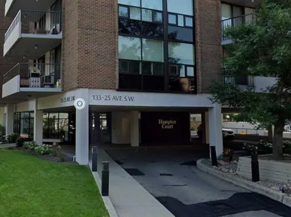 133 N 25th Ave SW #2A, Calgary, AB T2S 0K8