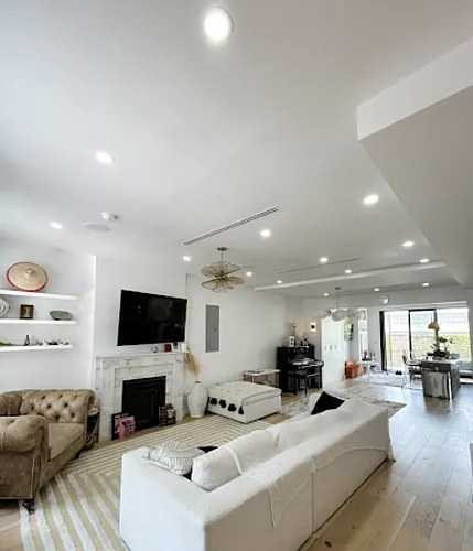 2077 Pacific St #2 Photo 1