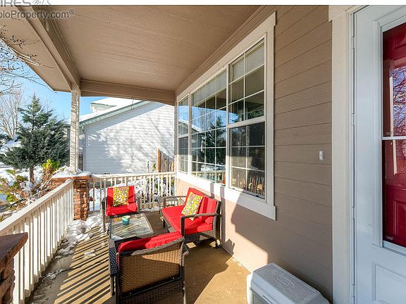 Comfy front porch