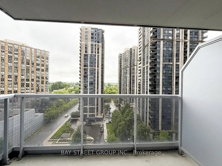 4968 Yonge St #1202 — Photo 11