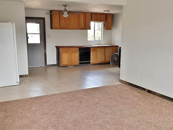 2nd image of 613 Clovis Ave