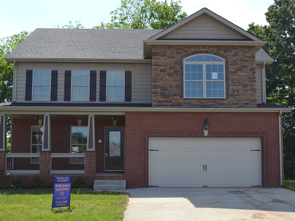1st image of 738 Cavalier Dr