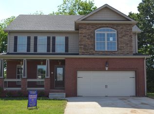 738 Cavalier Dr, Clarksville, TN 37040