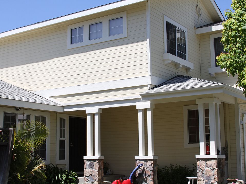 2nd image of 3641 Clear Brook Ct