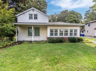 1187 Sandridge Rd, Alden, NY 14004