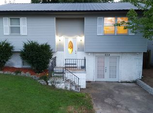 604 Village Inn Rd, Harrison, AR 72601