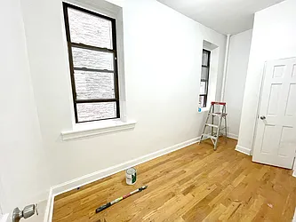 Rented by MOTION New York