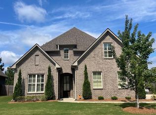 404 Grayson Way, Chelsea, AL 35043
