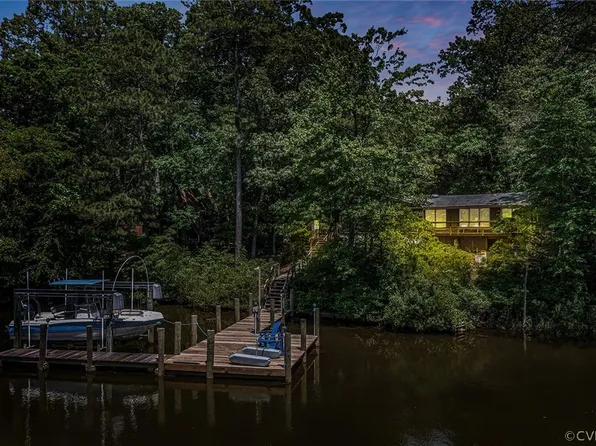 57 Swann Ct, Reedville, VA 22539