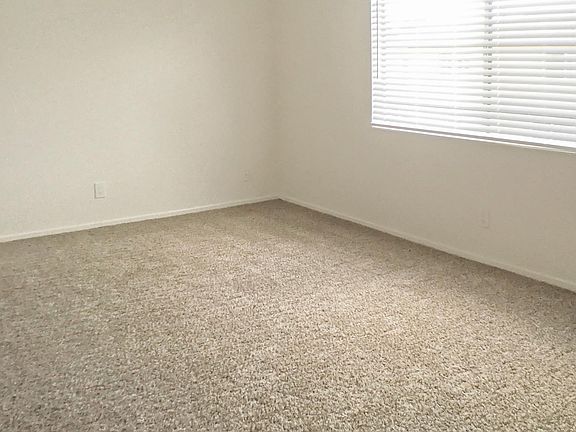 5th image of 12825 Arroyo Ln