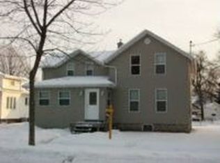 1335 W 2nd St, Appleton, WI 54914