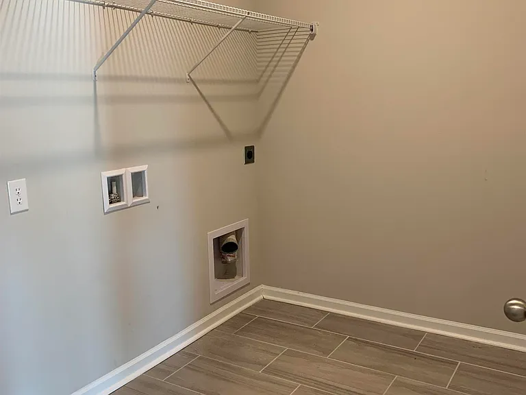 223 Ivyleaf Dr — Photo 20
