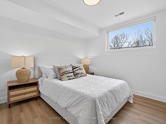 4th image of 279 Reiner Rd #A